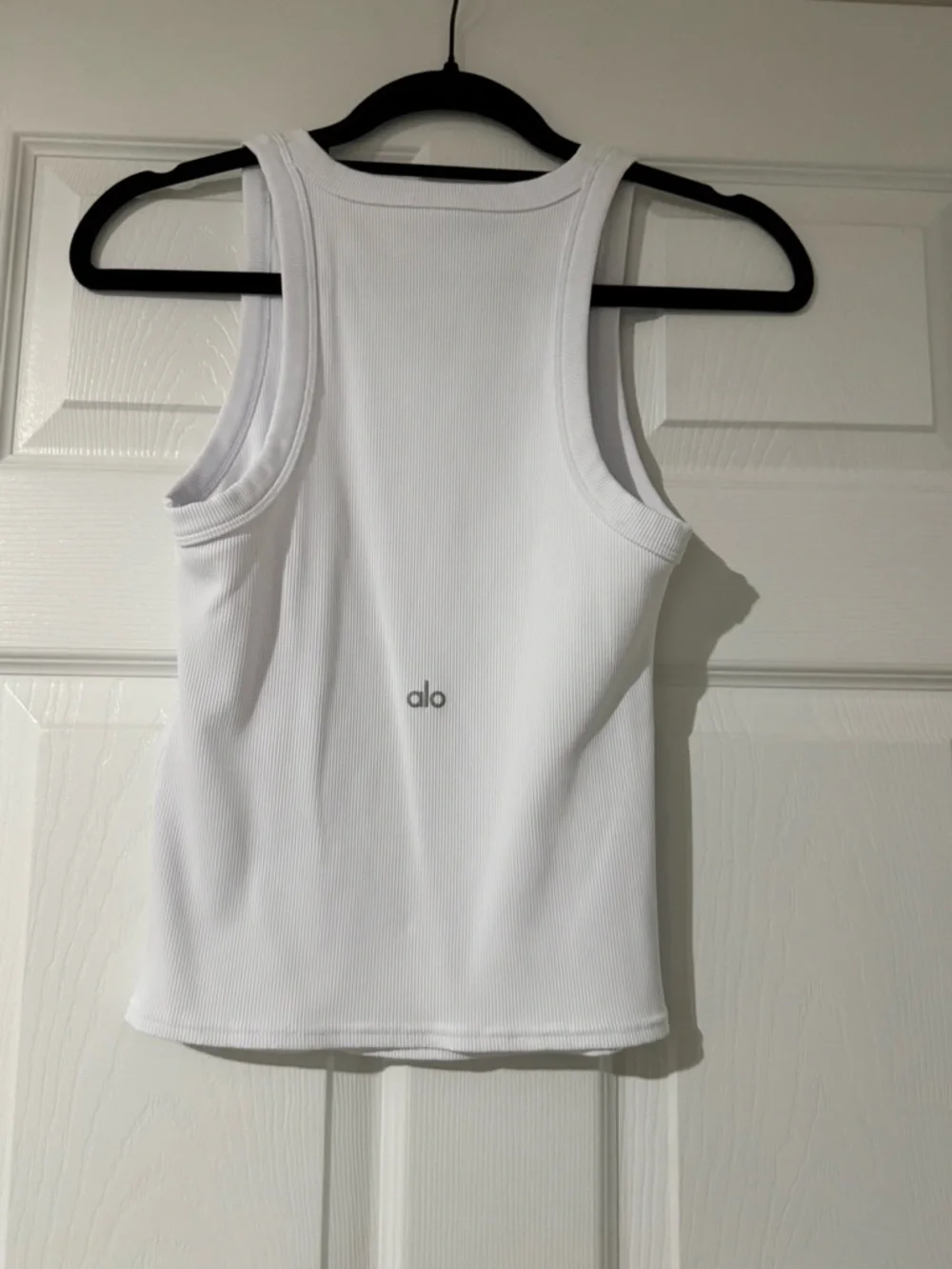 ALO Yoga White Goddess Tank - Picture 4 of 4